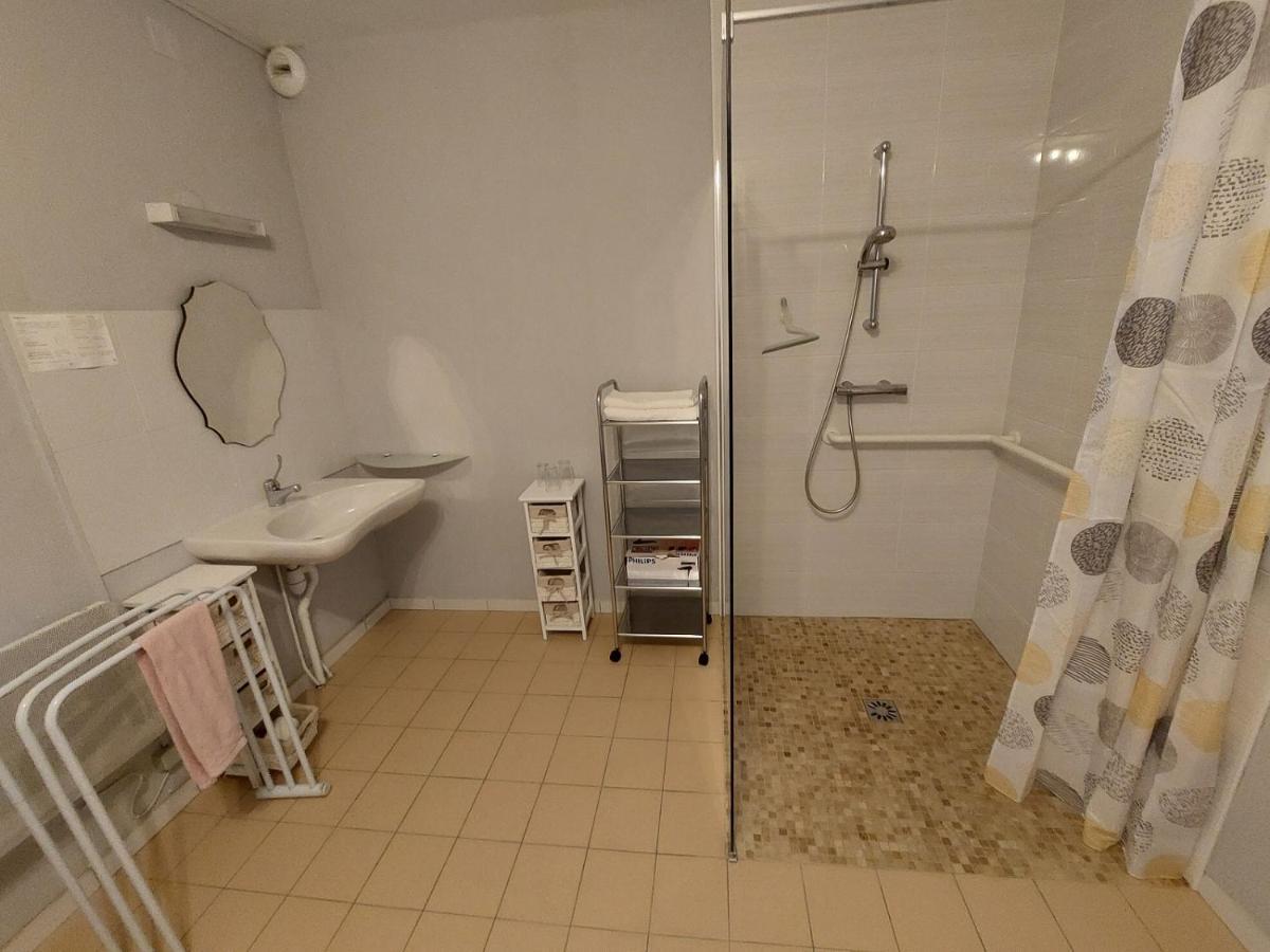 Hotel Au Charme Du Levat Saint Paul de Loubressac Eksteriør billede
